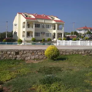 Otel Summer Breeze, Akbük